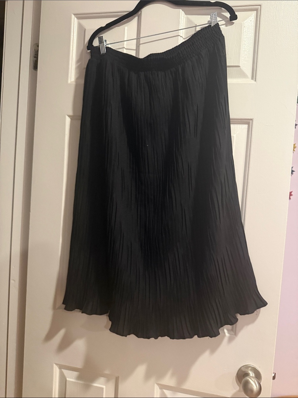 Black Pleated Midi Skirt — Women's Flowing A-Line